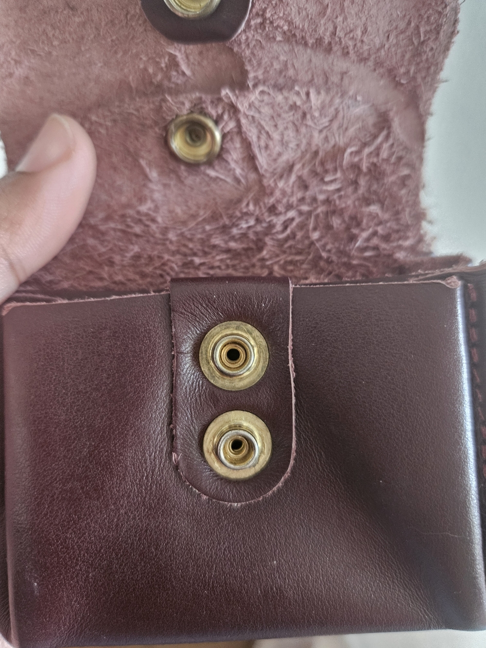 Maroon Leather Coin Pouch with Double Snap Closure - Handmade In ENGLAND - Picture 4 of 4